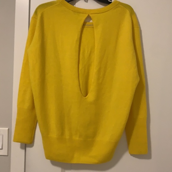 Aritzia 100%cadhmere - Picture 3 of 5